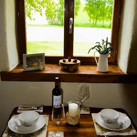 17th C French Pigeonaire - Magical Romantic Couples Retreat Dağ evi Palluaud