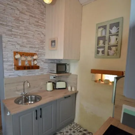 17th C French Pigeonaire - Magical Romantic Couples Retreat Dağ evi