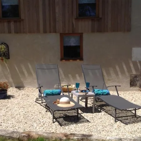 17th C French Pigeonaire - Magical Romantic Couples Retreat Chalet