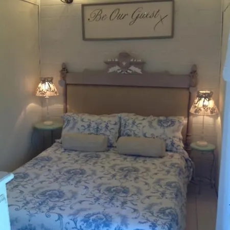 17th C French Pigeonaire - Magical Romantic Couples Retreat Palluaud