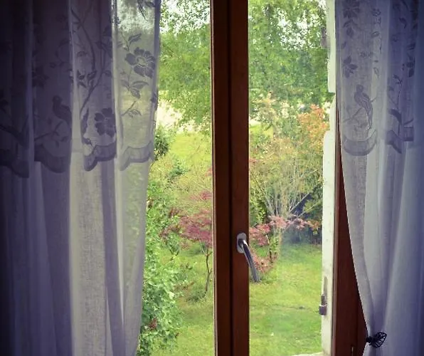 17th C French Pigeonaire - Magical Romantic Couples Retreat Palluaud