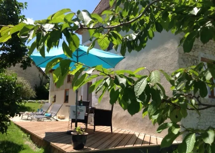 Chalet 17th C French Pigeonaire - Magical Romantic Couples Retreat