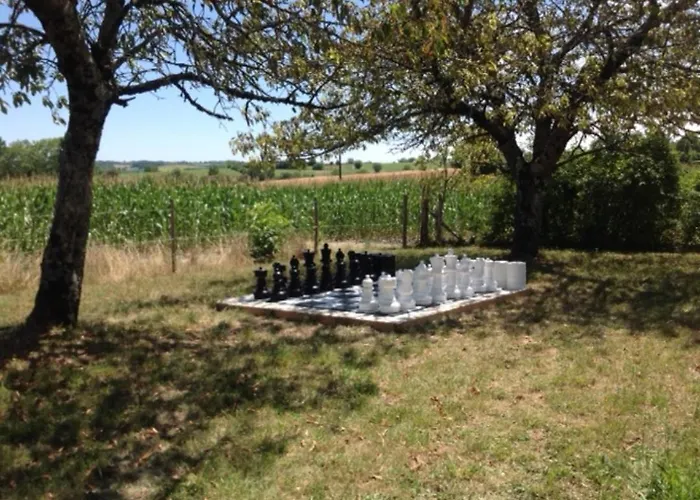 Chalet 17th C French Pigeonaire - Magical Romantic Couples Retreat *