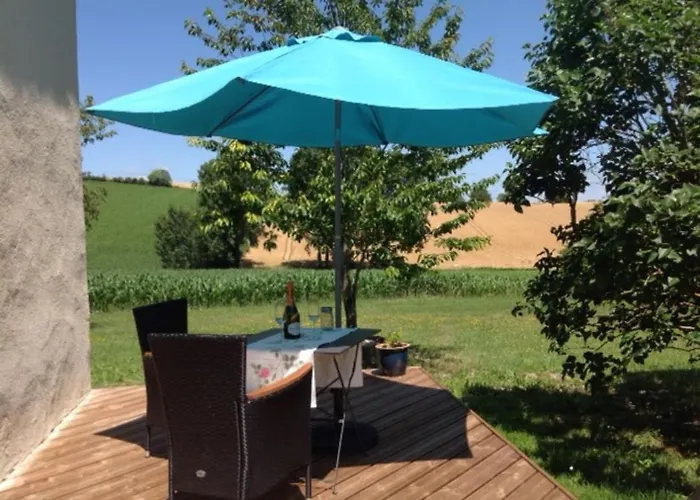 17th C French Pigeonaire - Magical Romantic Couples Retreat Chalet *