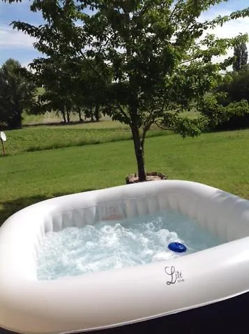 Chalet 17th C French Pigeonaire - Magical Romantic Couples Retreat