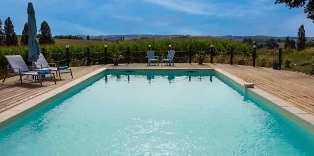 Chalet 17th C French Pigeonaire - Magical Romantic Couples Retreat *